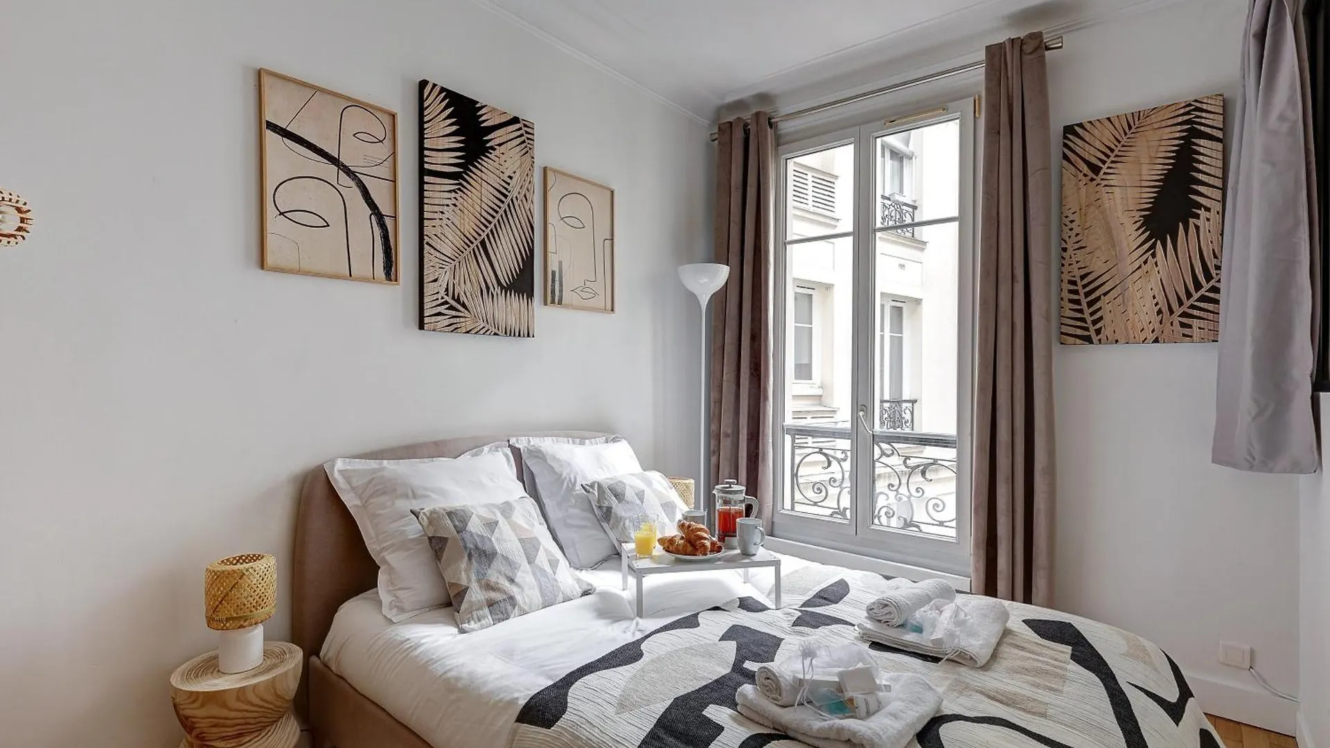 Elegante Haussmannienne Au Prestige Parisien *