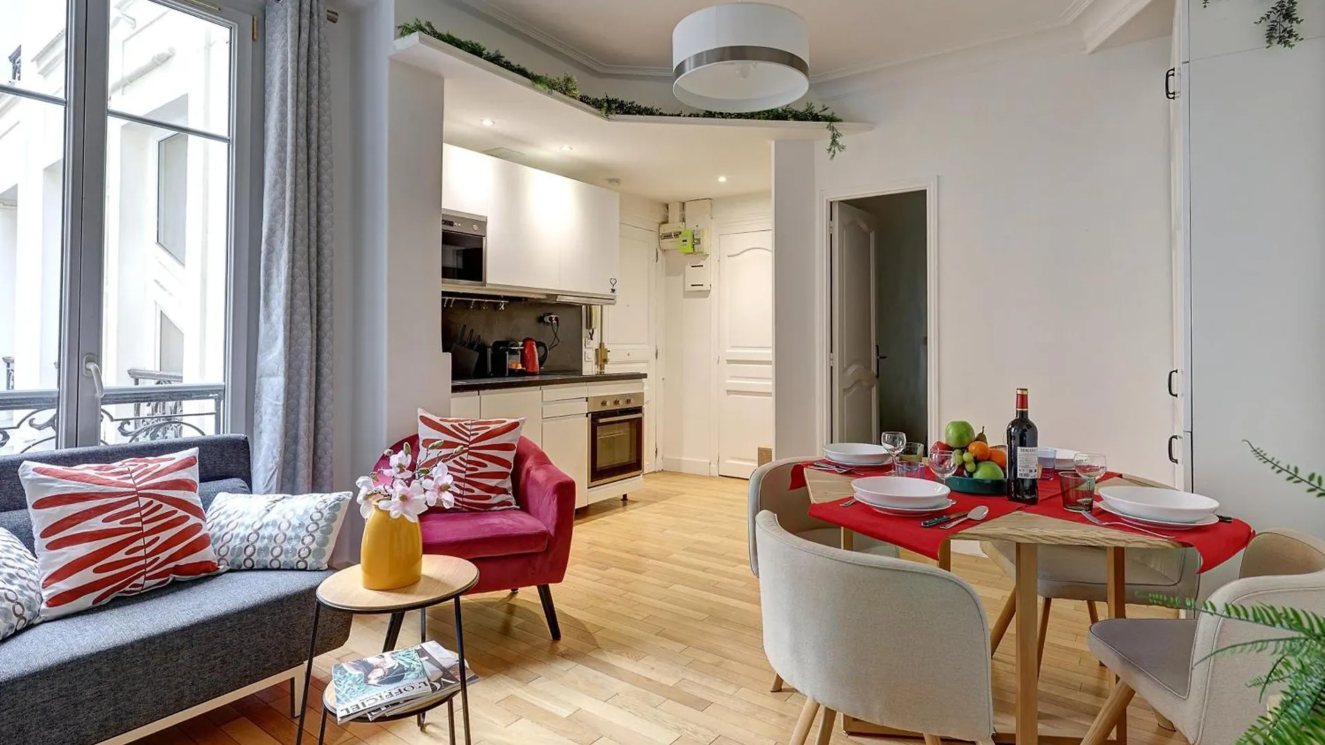 Elegante Haussmannienne Au Prestige Parisien Apartment Paris